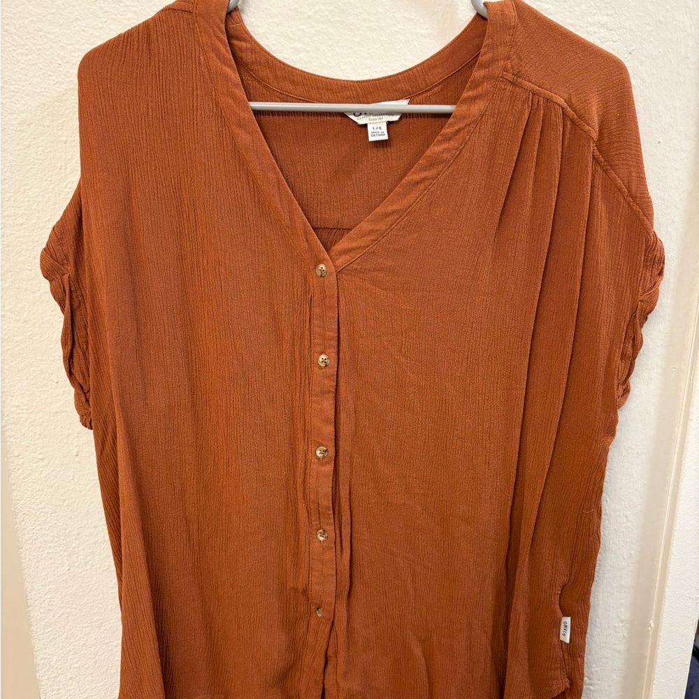 Women's Rust Button-Up Top